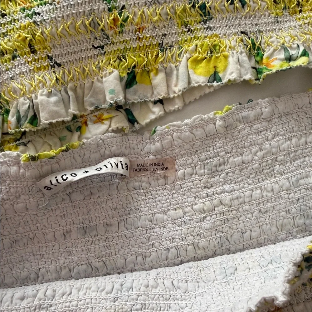 Alice + Olivia Tabitha Eyelet Set - Floral Crop Top (Large) & Skirt Set (10) - Picture 15 of 16
